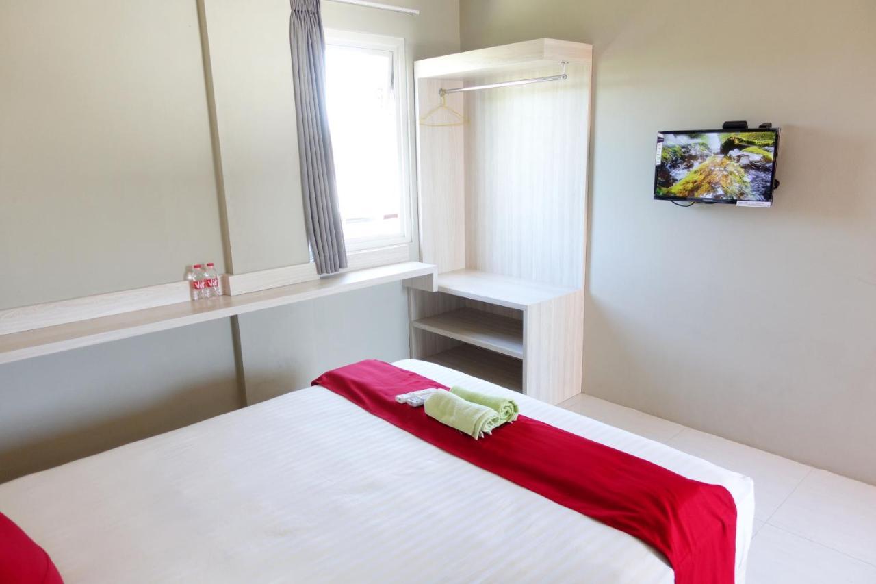 Kelir Residence Семаранг Экстерьер фото